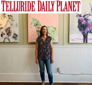 Kellie-at-610-Gallery-show-800