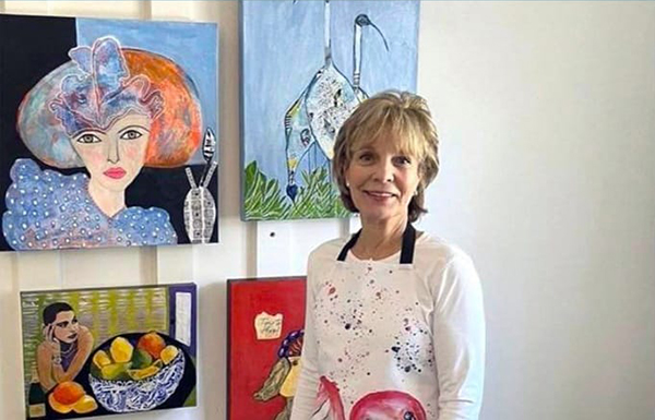 sharon art mentoring student from kellie day program
