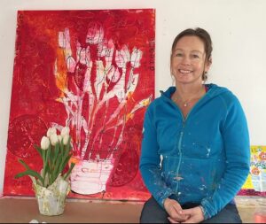 Kellie - Smiling near painting